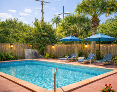 3BR/2BA Private Pool Vacation Home in Riviera Beach FL